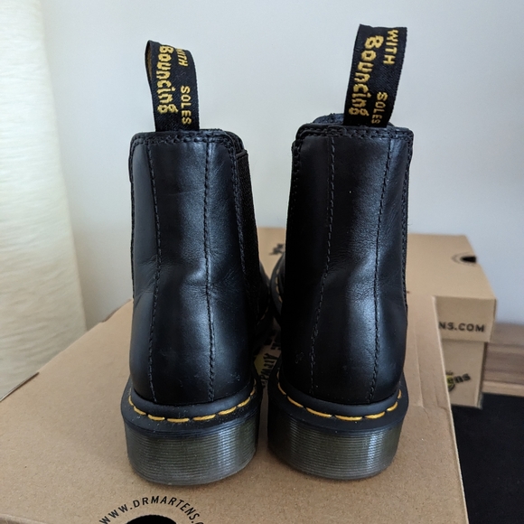 Dr. Martenz 2976 Chelsea Boot - Wanama Leather - Picture 5 of 7